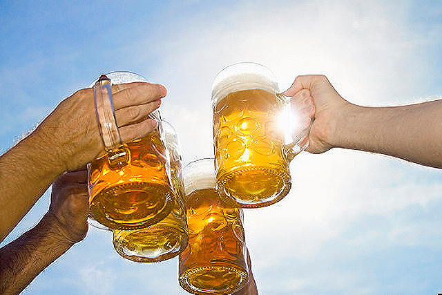 Πιες μια μπύρα (κυριολεκτικά...) στην υγειά σου!